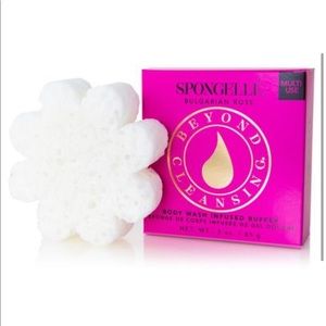 SPONGELLÉ Bulgarian Rose Body Wash Infused Buffer